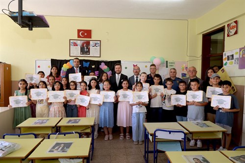 Kaymakamımız Sayın İsmail DEMİR, Karne Dağıtım Törenine Katıldı