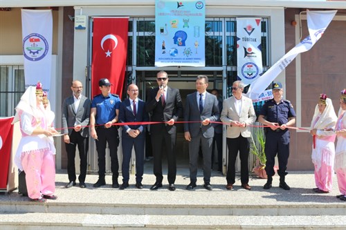 Kaymakamımız Sayın İsmail DEMİR, Tübitak Bilim Fuarı Açılışı'na Katıldı.